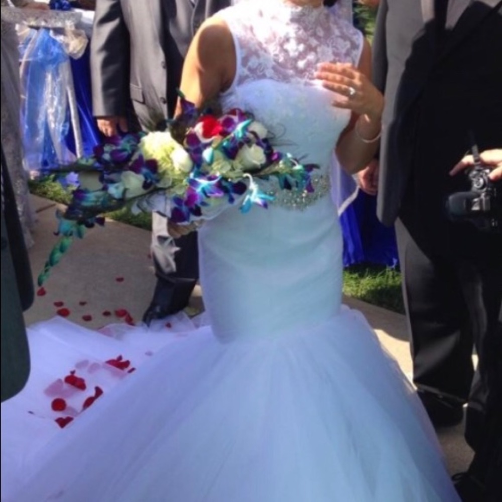 White floral illusion neckline mermaid dress